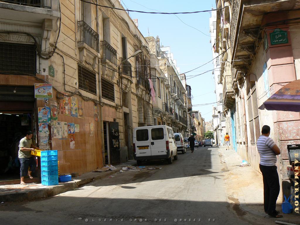 rue Kimburn-angle Arago-au bout place Hoche.JPG